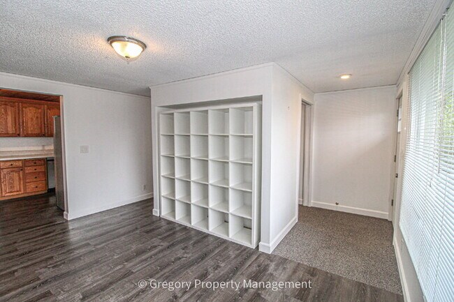 Foto del edificio - 1202 44th St SE