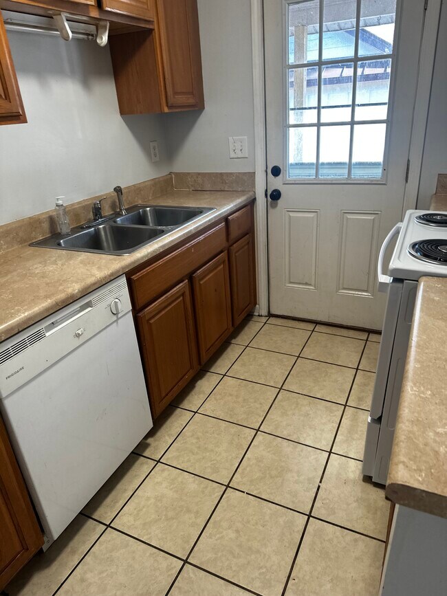 Foto del edificio - 819 17th Ave N