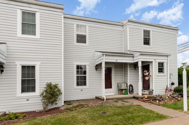 Foto del edificio - 767 Old Silver Springs Rd