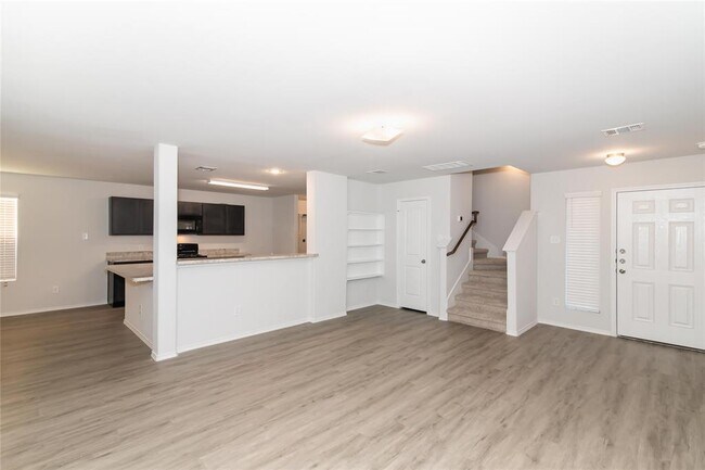 Building Photo - 3765 Alexus Dr