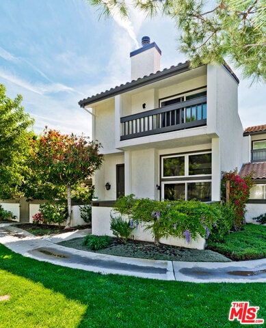 Building Photo - 1650 Palisades Dr
