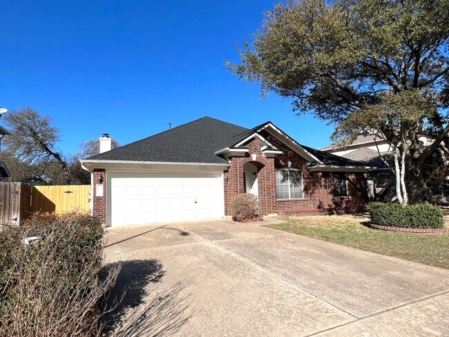 Foto del edificio - Single Story 4 Bedrooms 2 Bathrooms Home for Rent in Prime Northwest of Austin Location, nearby A...