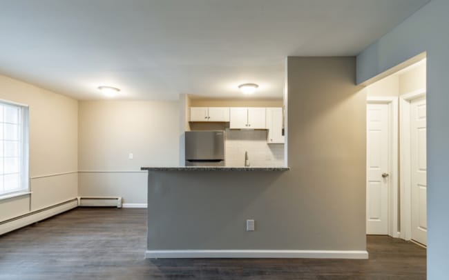 Building Photo - 17020 Raupp Rd