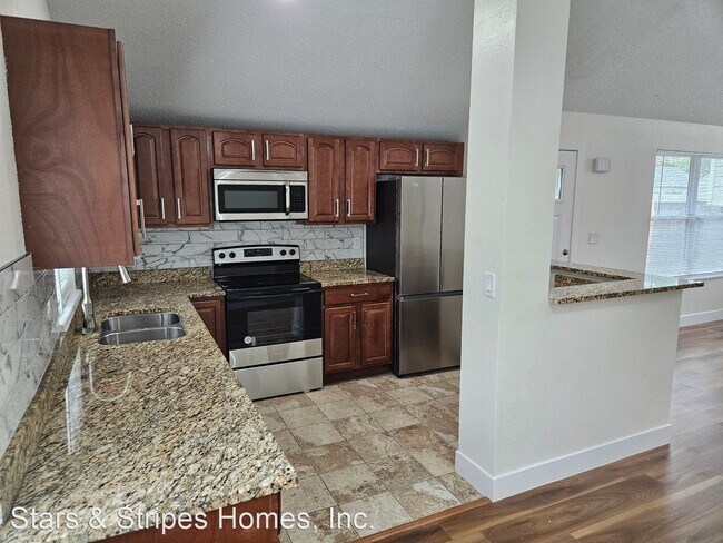 Foto del edificio - 3 br, 2 bath House - 11902 East Cornell Ci...