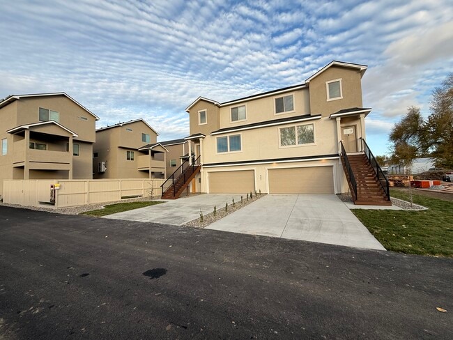 Foto del edificio - 507 Carol Ave