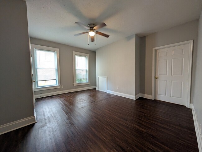 Building Photo - 820 Rivermont Ave
