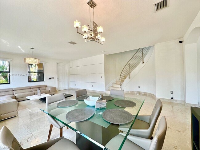 Foto del edificio - 4 br, 4 bath House - 8875 NW 99th Ct # 8875