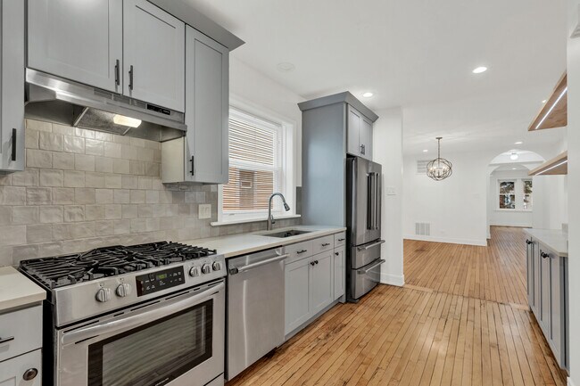 Foto del edificio - 1109 Cleveland St