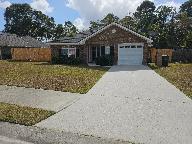 Foto principal - 105 Grandview Dr