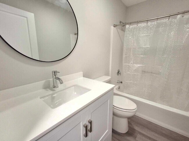 Foto del edificio - 123 Northampton Dr