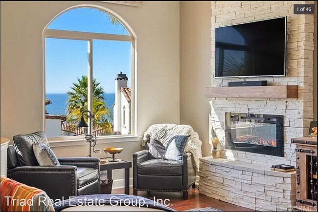 Building Photo - 3 br, 2.5 bath House - 1896 Costa Del Brava