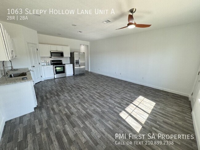 Building Photo - Brand new duplex unit available to move in...