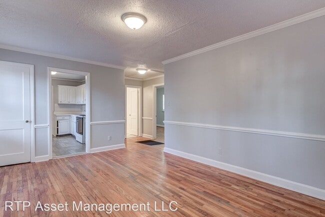 Building Photo - 2 br, 1 bath House - 110 Turner St