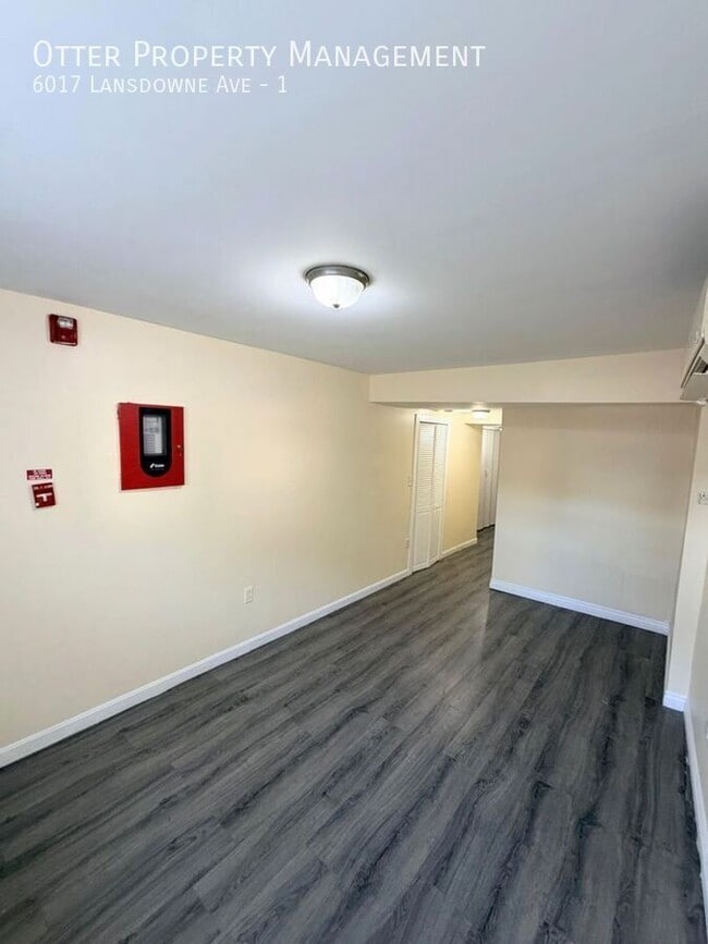 Foto del edificio - 6017 Lansdowne Ave