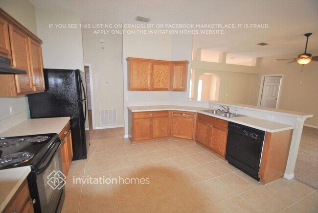 Building Photo - 256 Heronwood Cir