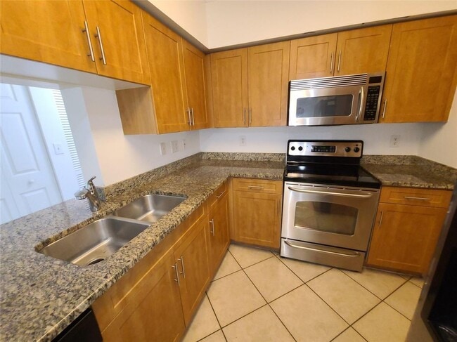 Foto del edificio - 6529 Emerald Dunes Dr