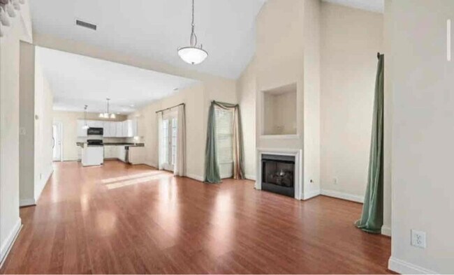 Building Photo - 105 Wyndsong Pl