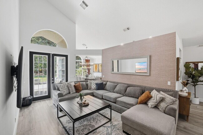 Foto del edificio - 609 SW St Thomas Cove