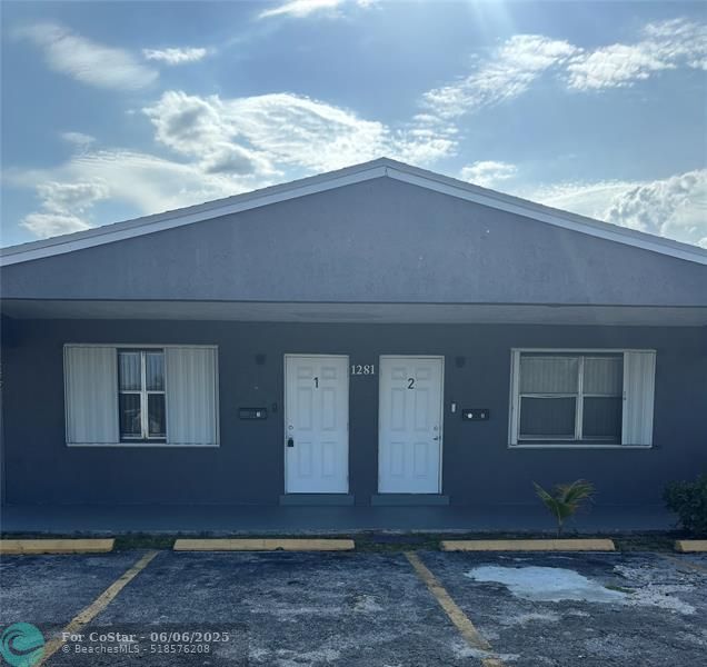 Primary Photo - 1281 NW 30th Ave