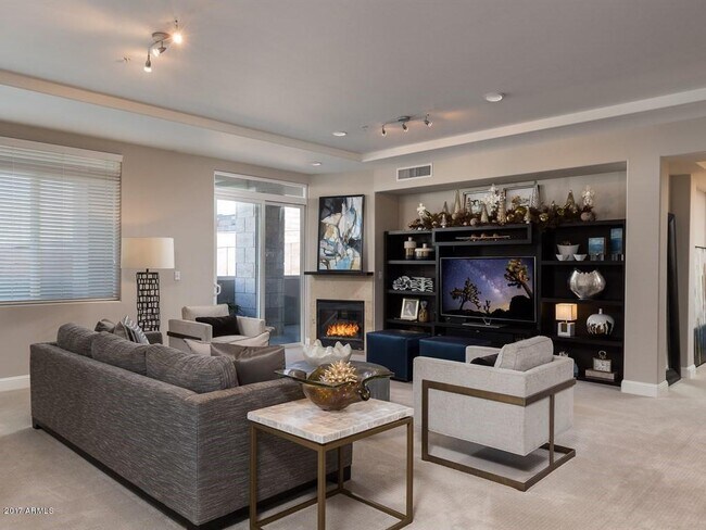 Foto del edificio - 3801 N Goldwater Blvd