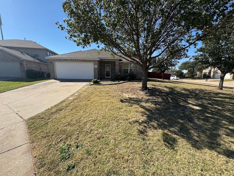 Foto principal - 9205 Lenox Dr