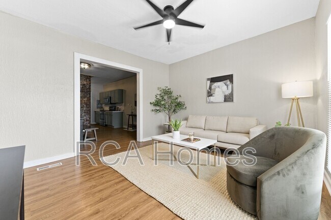 Foto del edificio - 1441 E 11th St
