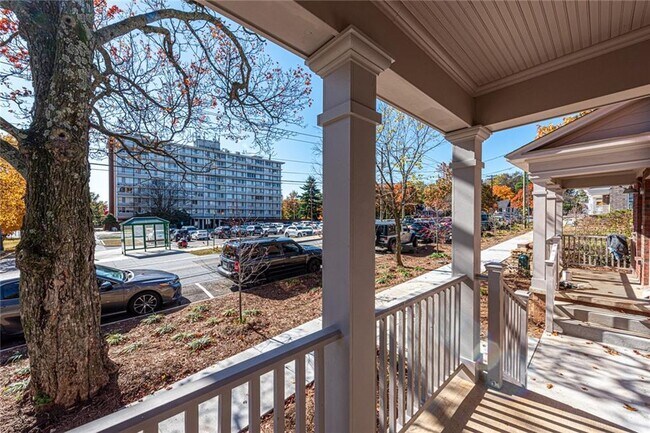 Building Photo - 1378 Cleveland St