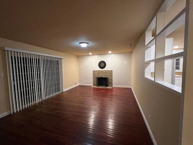 Foto del edificio - 10528 Coloma Rd