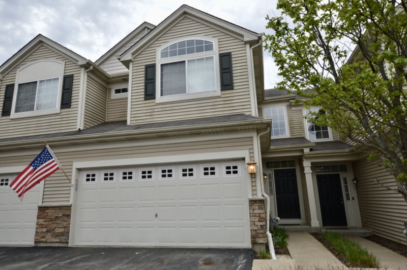 Primary Photo - 609 S Jade Ln
