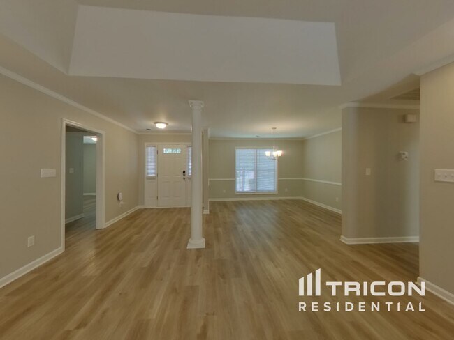 Foto del edificio - 136 Tanners Mill Rd