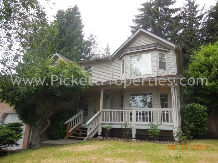 Foto principal - Spacious 4 Bedroom with a View in Bremerton