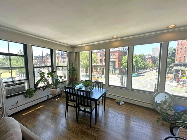 Foto del edificio - 608 Tremont St