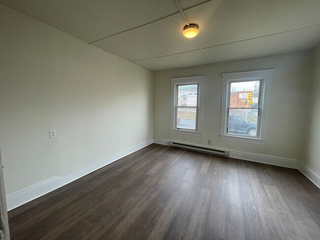 Foto del edificio - 2 Bedroom Apartment for Rent – Pittsfield, MA – $1,450/month
