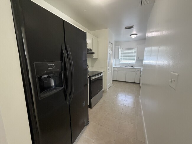Foto del edificio - 801 17th St