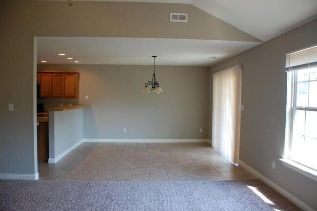 Foto del edificio - 3206 Elephant Dr