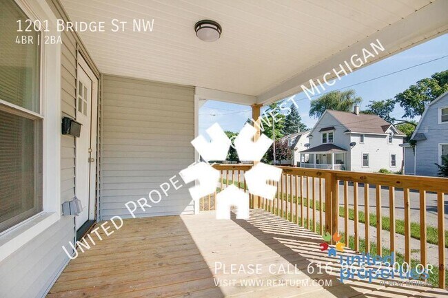 Foto del edificio - 1201 Bridge St NW