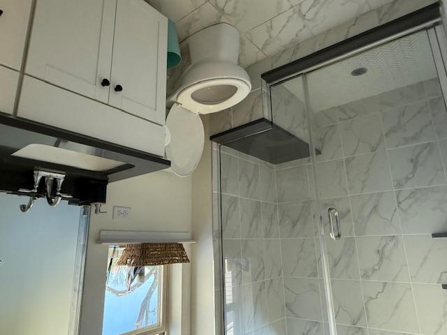 Building Photo - 338 Simeon Dr