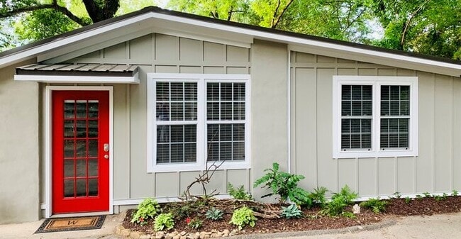 Building Photo - 1672 B. South Milledge Avenue