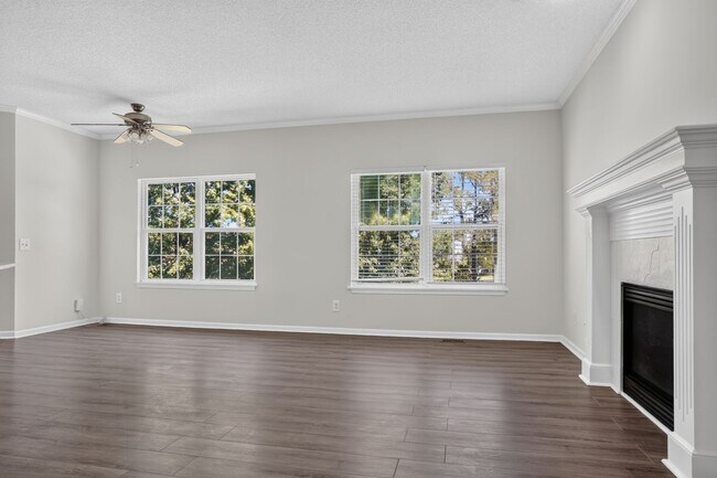 Building Photo - 15914 W 91st Terrace