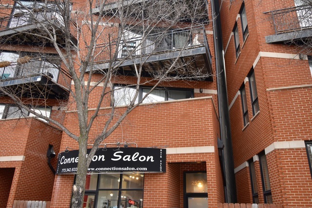 Primary Photo - 2522 W Chicago Ave