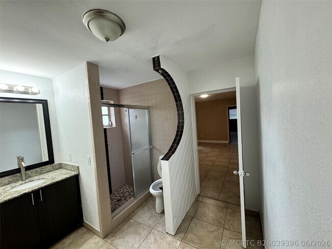 Foto del edificio - 2091 Oleander Dr