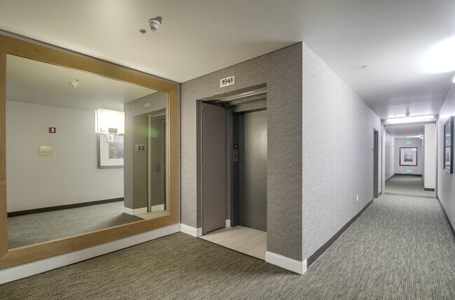 Building Photo - 1150 J St