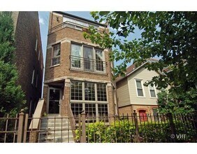 Building Photo - 1012 N Wolcott Ave