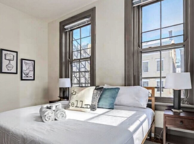 Foto del edificio - 126 E 13th St