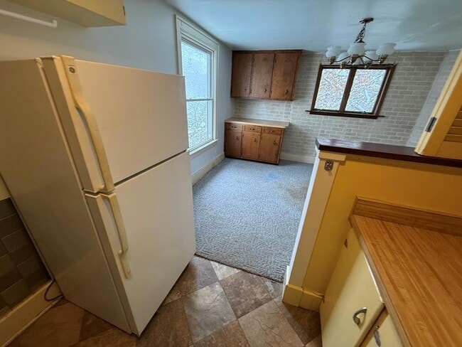 Foto del edificio - 116 W 2nd St