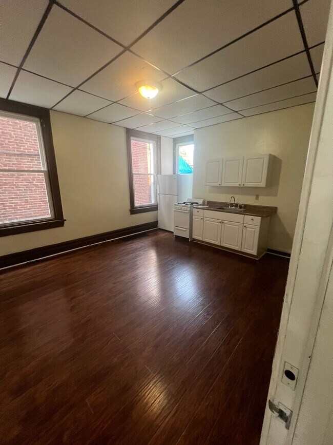 Foto del edificio - 3706 Bates St