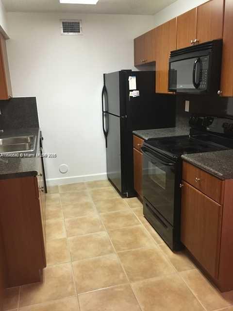 Foto del edificio - 4982 NW 97th Pl