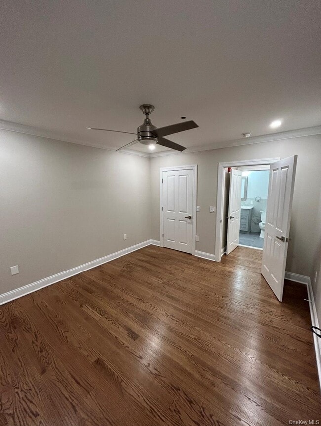 Foto del edificio - 3302 Leeward Dr