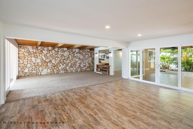 Foto del edificio - 741 Kapulena Loop