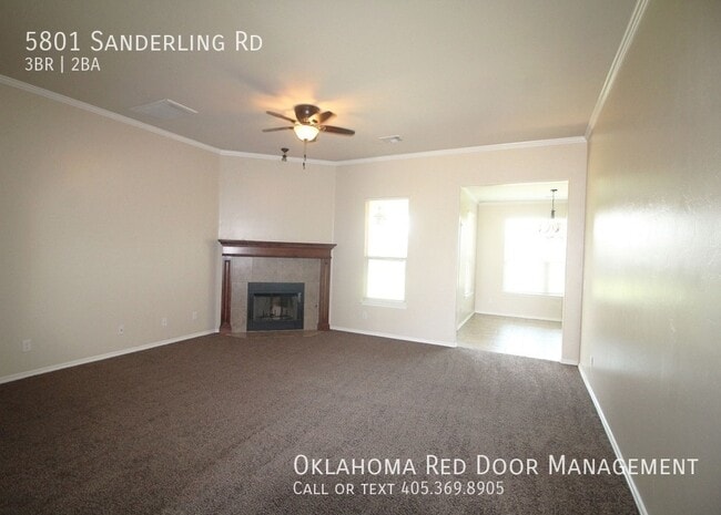 Foto del edificio - 5801 Sanderling Rd